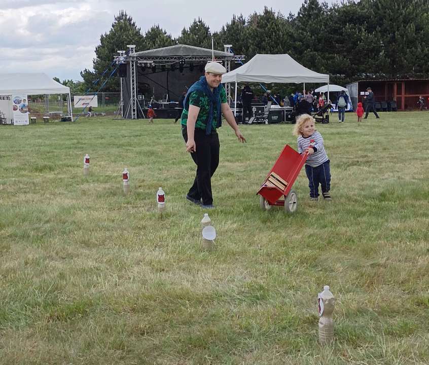Knihovna pod širým nebem